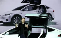 Vượt Mark Zuckerberg, Elon Musk trở thành người giàu thứ ba thế giới