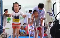Món quà đặc biệt cho trẻ bại não