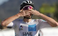 Chặng 15 Tour de France: Tadej Pogacar giành chiến thắng ngoạn mục