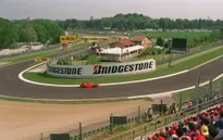 Trường đua Imola cho phép khán giả được theo dõi chặng đua F1
