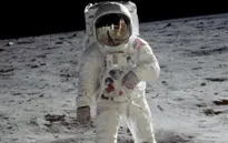 NASA sẽ đưa phụ nữ đầu tiên lên mặt trăng vào năm 2024