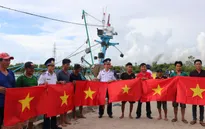Cảnh sát biển đồng hành với ngư dân Kiên Giang