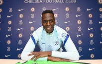 Edouard Mendy chính thức cập bến Chelsea
