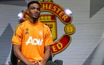 Manchester United ra mắt thần đồng Amad Diallo
