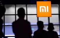 Reuters: Ông Trump đưa Xiaomi, Comac vào "danh sách đen"