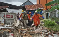 Động đất ở Indonesia: 73 người thiệt mạng, mưa lớn cản trở công tác tìm kiếm cứu nạn