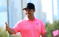 Paul Casey vươn lên dẫn đầu giải golf Dubai Desert Classic