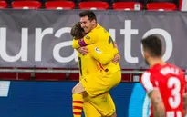 Messi lập cú đúp, Barcelona vào top 3 La Liga