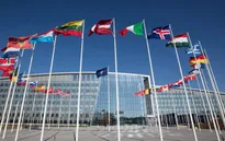 Leo thang căng thẳng ngoại giao Nga - NATO