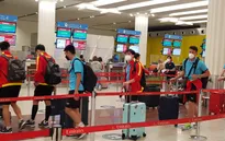 ĐT Việt Nam đã đặt chân tới Muscat (Oman) sau cuộc hành trình xuyên đêm