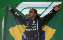 Lewis Hamilton giành chiến thắng ngoạn mục tại GP Brazil