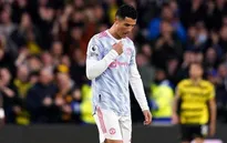 Manchester United thua sốc đội bóng vừa lên hạng