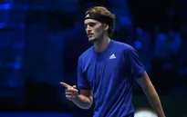 Hạ Djokovic, Zverev đối đầu Medvedev ở chung kết ATP Finals 2021