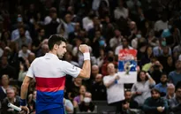 Thắng dễ Taylor Fritz, Novak Djokovic ghi tên mình vào bán kết Paris Masters 2021