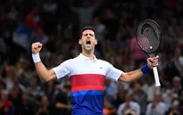 Novak Djokovic và Daniil Medvedev sẽ so tài tại chung kết Paris Masters