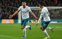 Man City và Chelsea cùng giành chiến thắng trên sân khách