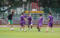 ĐT Việt Nam tập buổi đầu tiên tại Singapore