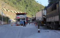 Thông quan hàng hóa sang Trung Quốc vẫn rất chậm