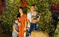 TP Hồ Chí Minh nhộn nhịp đêm Giáng sinh, người dân "lâu rồi mới lại thấy kẹt xe"