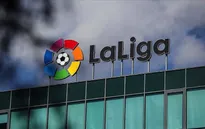 Không chỉ Ngoại hạng Anh, La Liga cũng lao đao bởi COVID-19