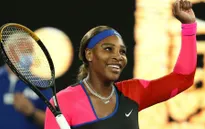 Serena Williams gặp Naomi Osaka ở bán kết Australia mở rộng