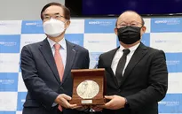 Hàn Quốc ra mắt kỷ niệm chương để vinh danh HLV Park Hang Seo
