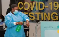 Hơn 111,1 triệu người nhiễm COVID-19 trên toàn cầu, Trung Quốc cấp phép cho 16 loại vaccine