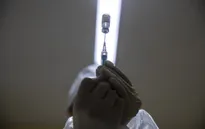 Vaccine Sputnik V đạt hiệu quả khoảng 91% trong việc ngăn ngừa COVID-19