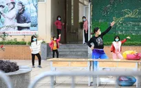 Học sinh lớp 3 Trường tiểu học Xuân Phương có thể về nhà ăn Tết