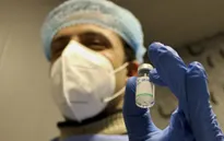 Campuchia phê duyệt sử dụng vaccine COVID-19 của Sinopharm
