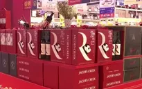 Nhu cầu mua quà tặng tăng mạnh trước Tết Nguyên đán