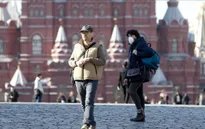 Số ca nhiễm mới giảm, Moscow gỡ bỏ hạn chế chống dịch COVID-19