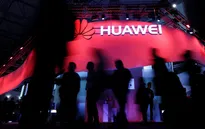 Sau chăn lợn, Huawei sẽ "nuôi cá và trồng thêm rau"
