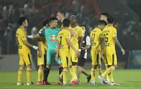 Vì sao Xuân Trường nổi cáu với Kim Dong Su?