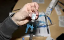 Làm rõ biến chứng sau khi tiêm vaccine Johnson & Johnson