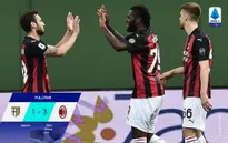 Parma 1-3 AC Milan: Ibrahimovic đặt dấu ấn bằng... tấm thẻ đỏ!