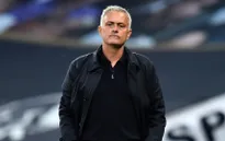 Mourinho nhận số tiền cực khủng khi bị Tottenham sa thải