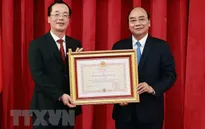 Chủ tịch nước trao tặng Huân chương cao quý cho lãnh đạo Bộ Xây dựng