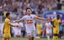 HAGL đấu giá áo của Xuân Trường để làm từ thiện