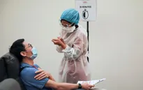 Malaysia điều chỉnh tiến độ tiêm vaccine sớm hơn dự kiến