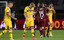 Serie A: Parma và Crotone chính thức xuống hạng