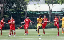 Các cầu thủ ĐT U22 Việt Nam nỗ lực vượt qua bài kiểm tra thể lực