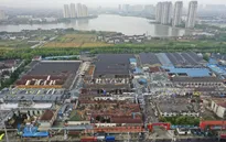 Hai trận lốc xoáy càn quét Trung Quốc khiến 7 người thiệt mạng, hàng trăm người bị thương