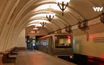 Phụ nữ Nga được phép lái tàu điện ngầm