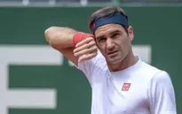 Roger Federer trở lại sau 2 tháng nghỉ thi đấu