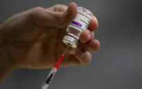 EU cán mốc tiêm 200 triệu liều vaccine ngừa COVID-19