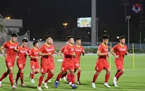 Chùm ảnh: Buổi tập đầu tiên của ĐT Việt Nam tại UAE