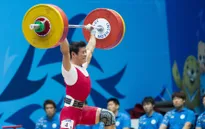 Cử tạ Việt Nam giành 3 vé đến Olympic Tokyo