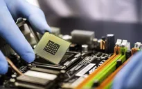 Giới sản xuất chip bán dẫn toàn cầu đang “hái ra tiền”