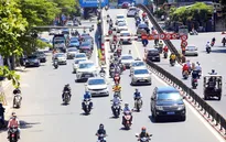 Nắng nóng gay gắt ở Bắc Bộ, Trung Bộ chưa có dấu hiệu hạ nhiệt